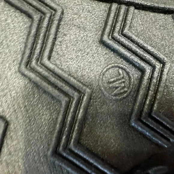 Okabashi women’s black thong flip flops size medium/large - Picture 4 of 6